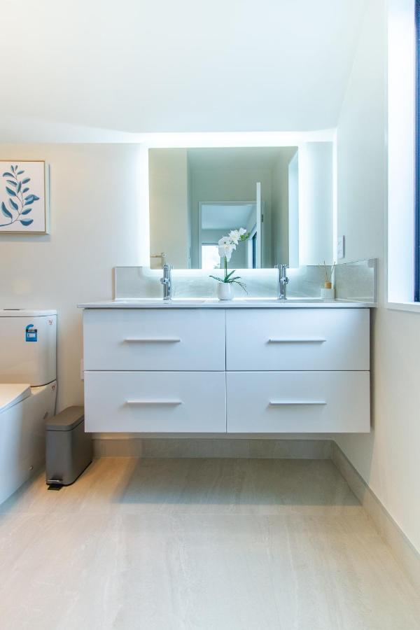 3 Bed 2.5 Bath Riccarton W/Games Room Christchurch Ngoại thất bức ảnh