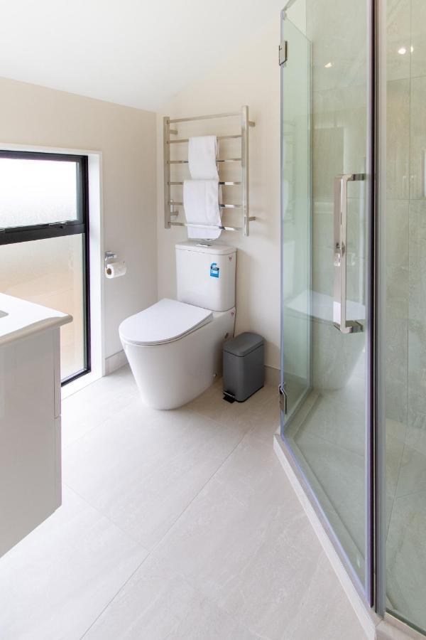 3 Bed 2.5 Bath Riccarton W/Games Room Christchurch Ngoại thất bức ảnh